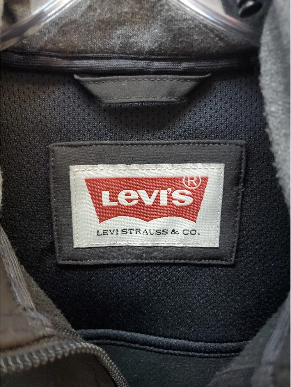 Levi's Men's Black Softshell Jacket Mesh Lined Hooded Trucker Coat